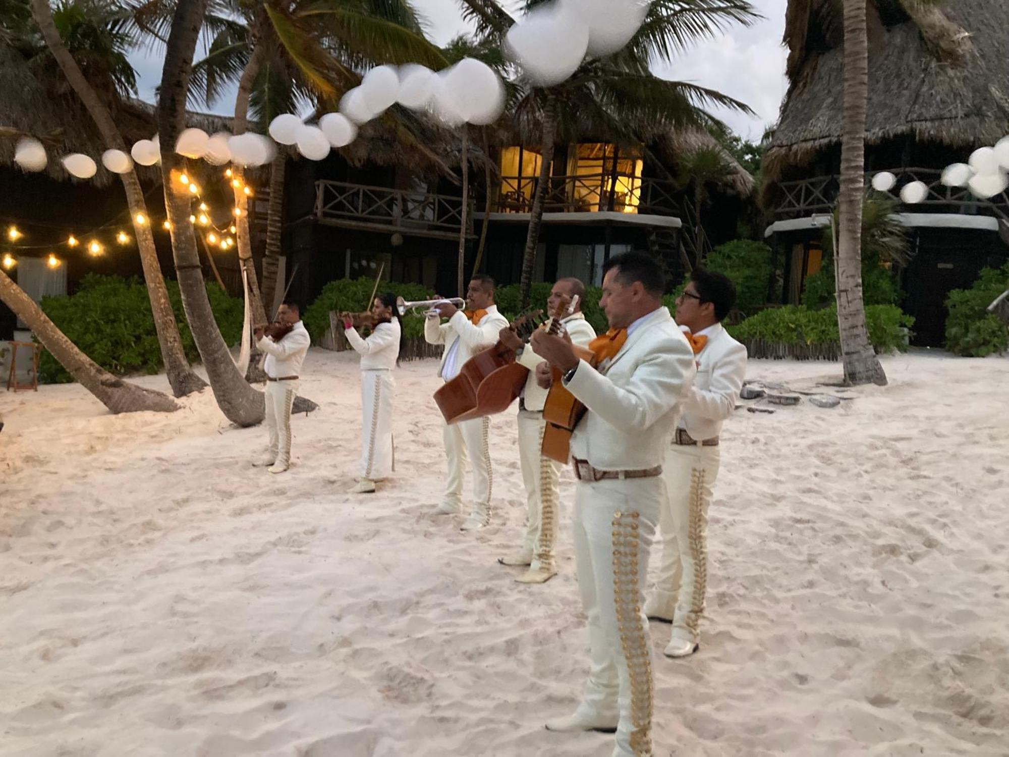 Luv Tulum Hotel Exterior photo